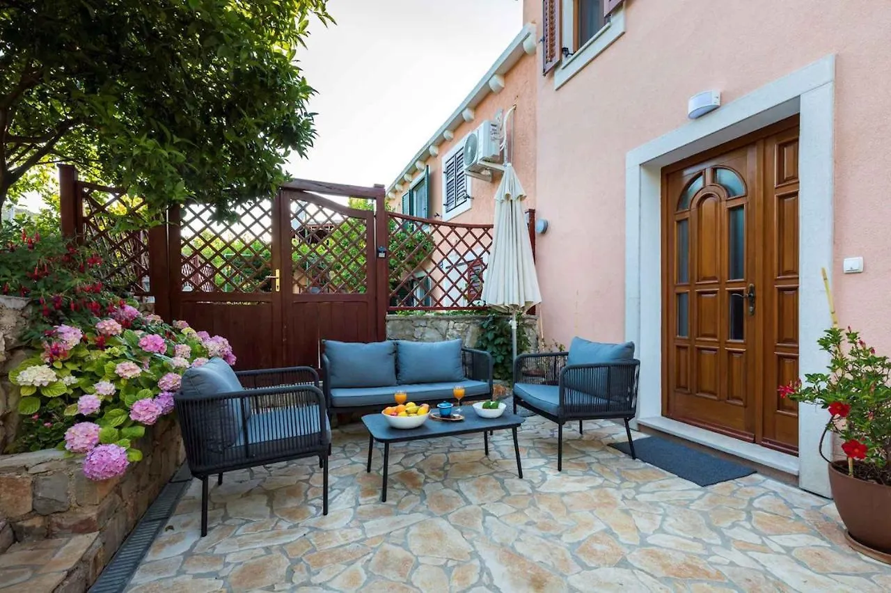 Holiday Home In Veli Losinj 40979