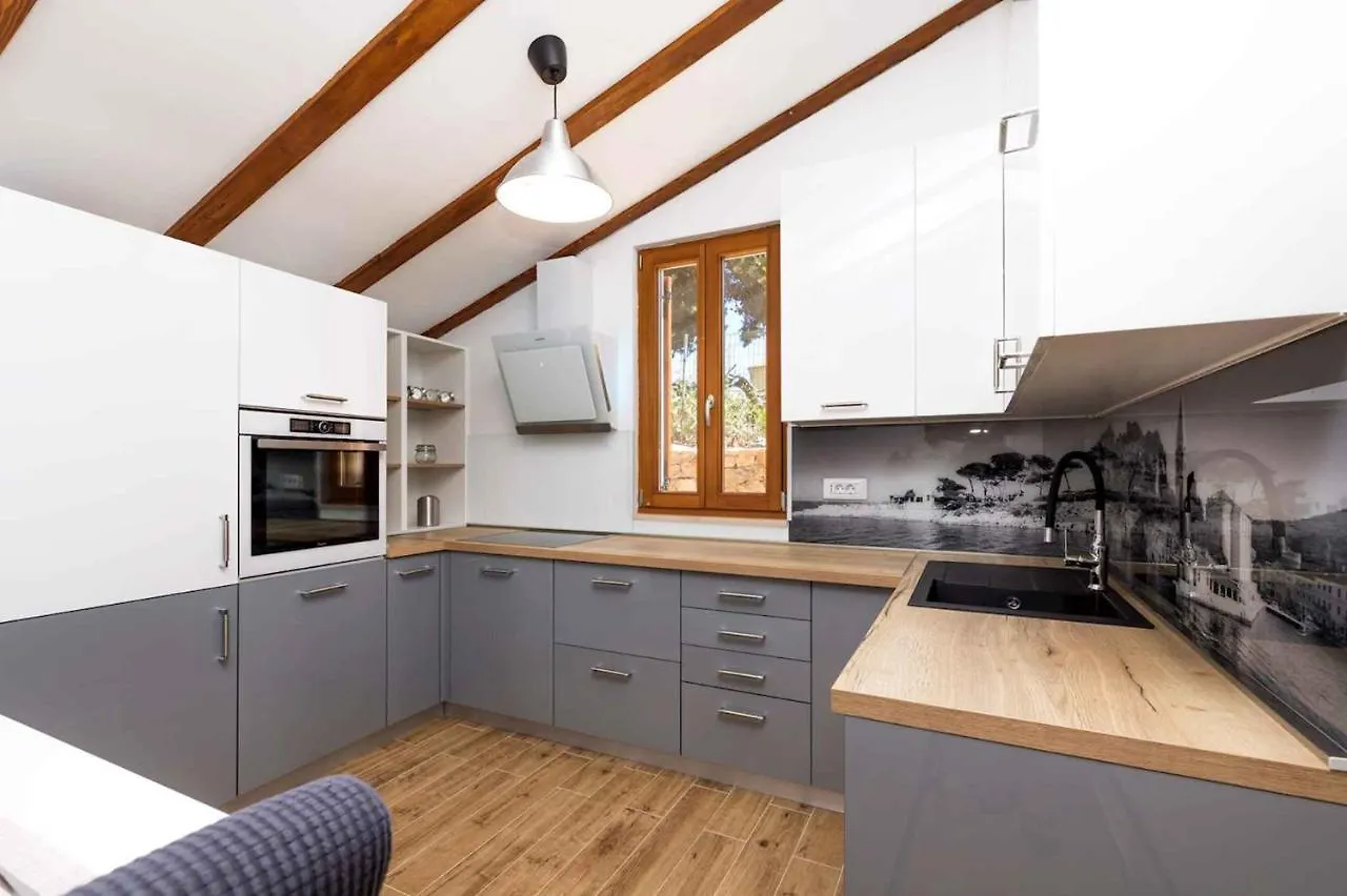 Holiday Home In Veli Losinj 40979
