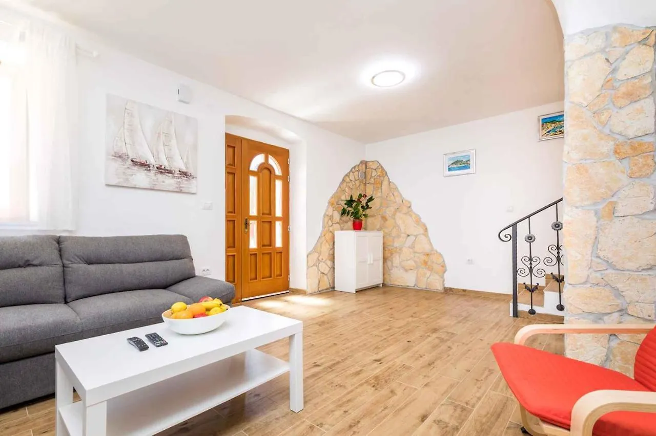 Holiday Home In Veli Losinj 40979